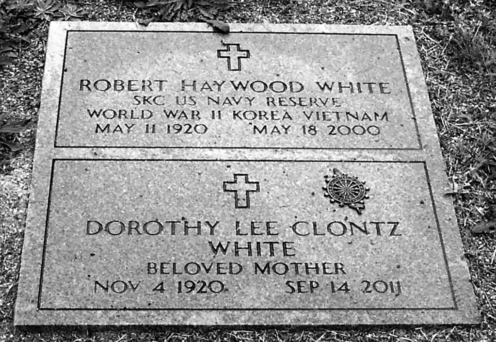 Gravesite: Dorothy & Robert White